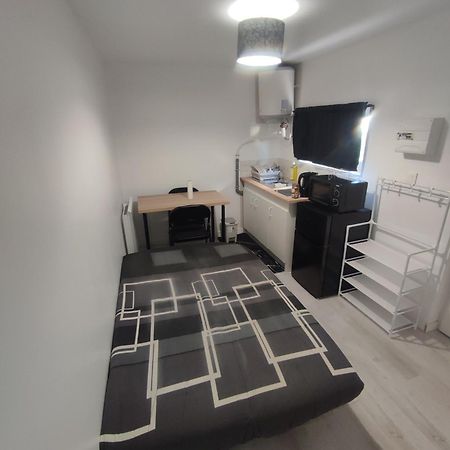 Petit F2 Meuble Independant Leilighet Limay Eksteriør bilde