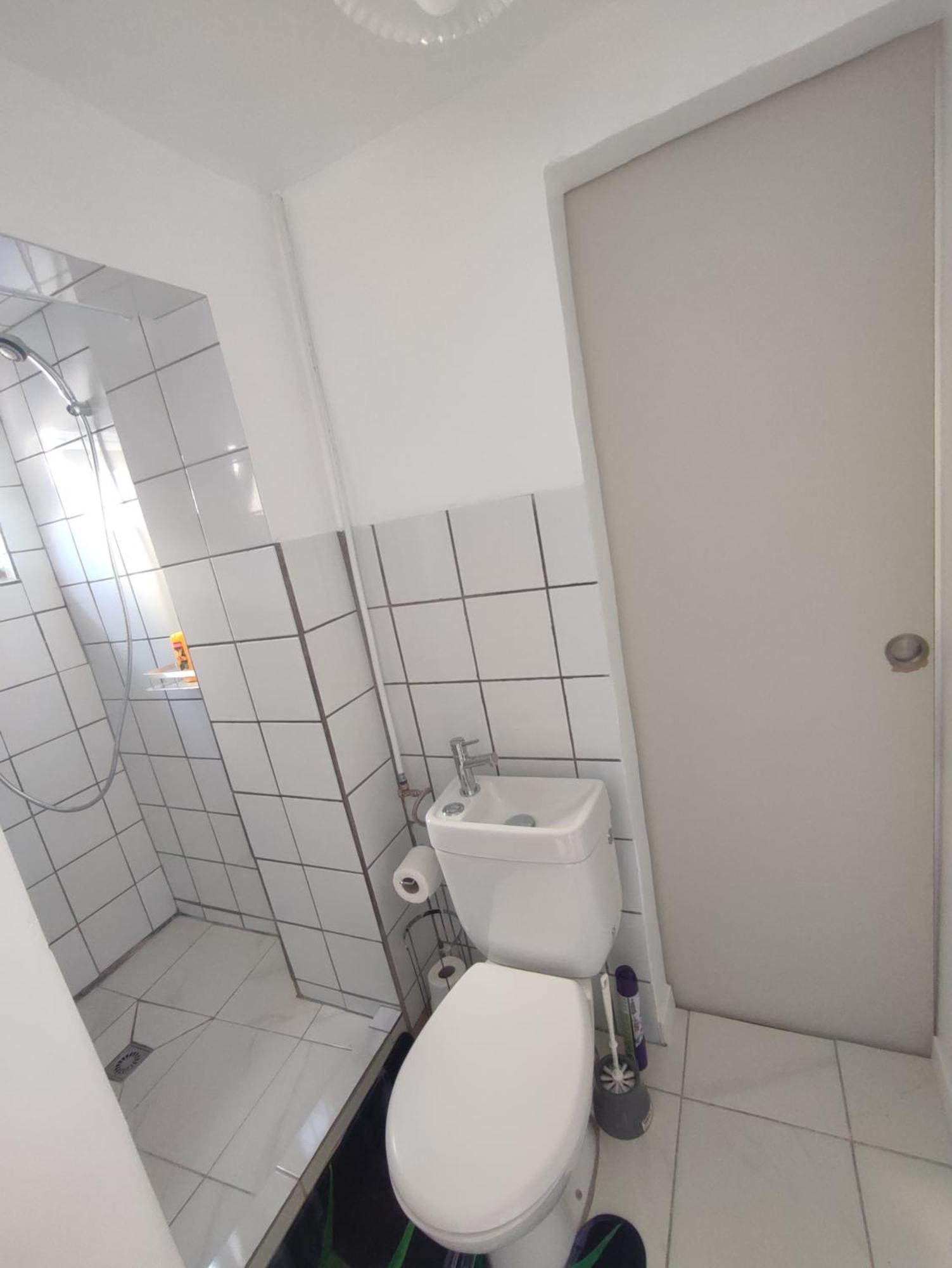 Petit F2 Meuble Independant Leilighet Limay Eksteriør bilde