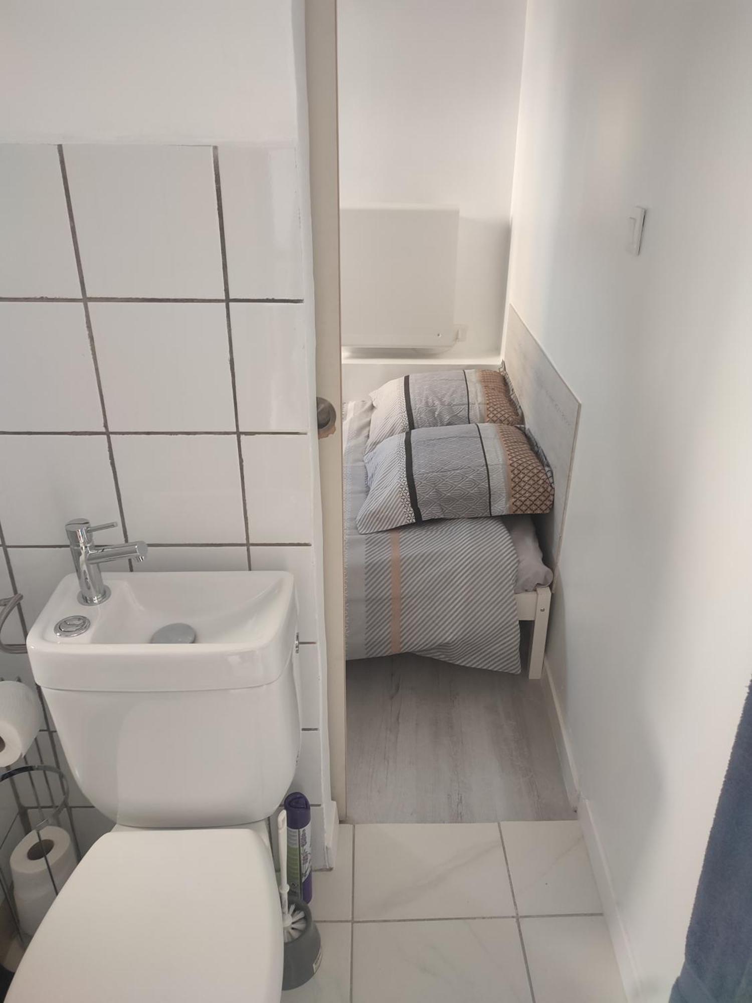 Petit F2 Meuble Independant Leilighet Limay Eksteriør bilde