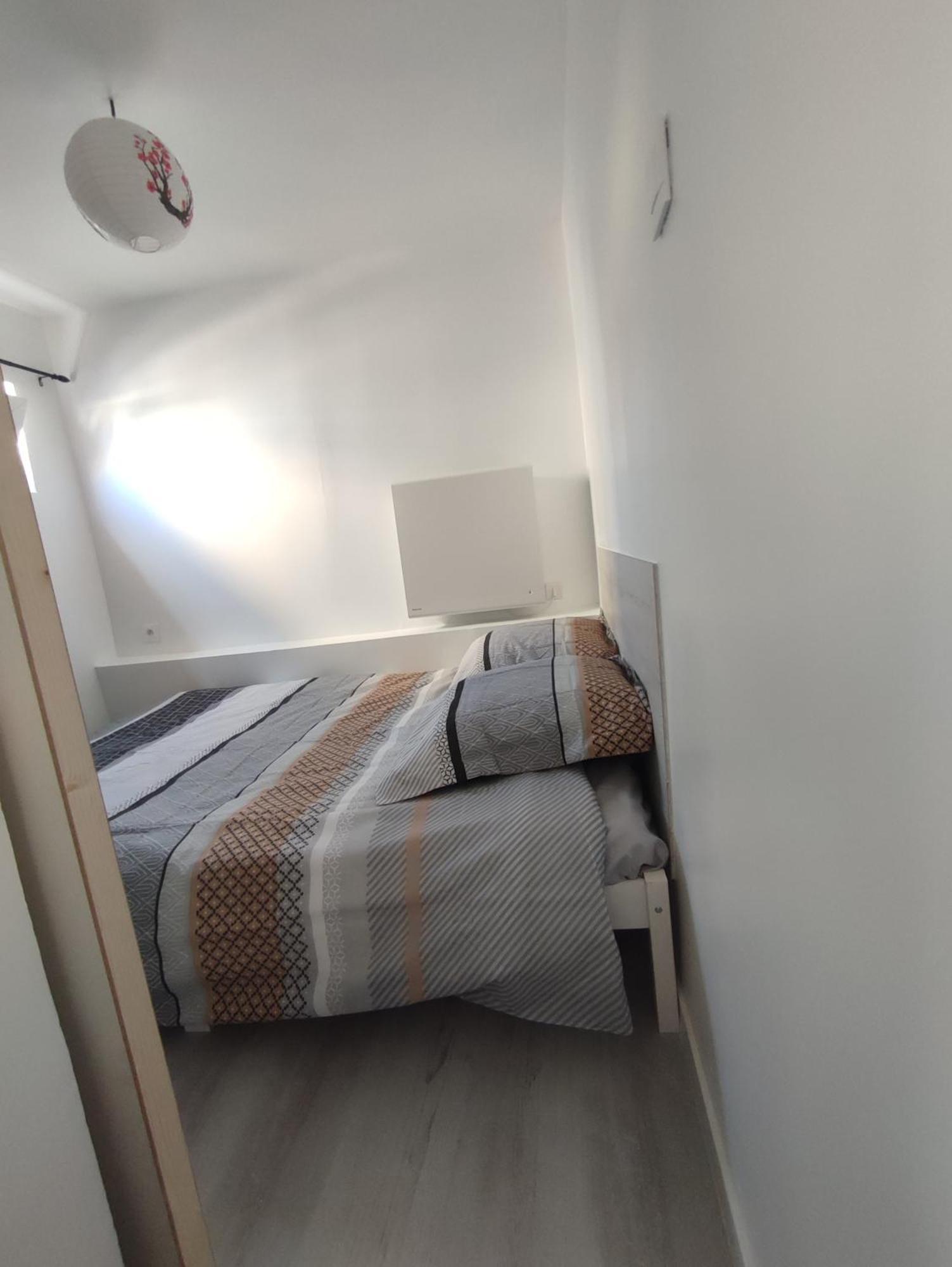 Petit F2 Meuble Independant Leilighet Limay Eksteriør bilde